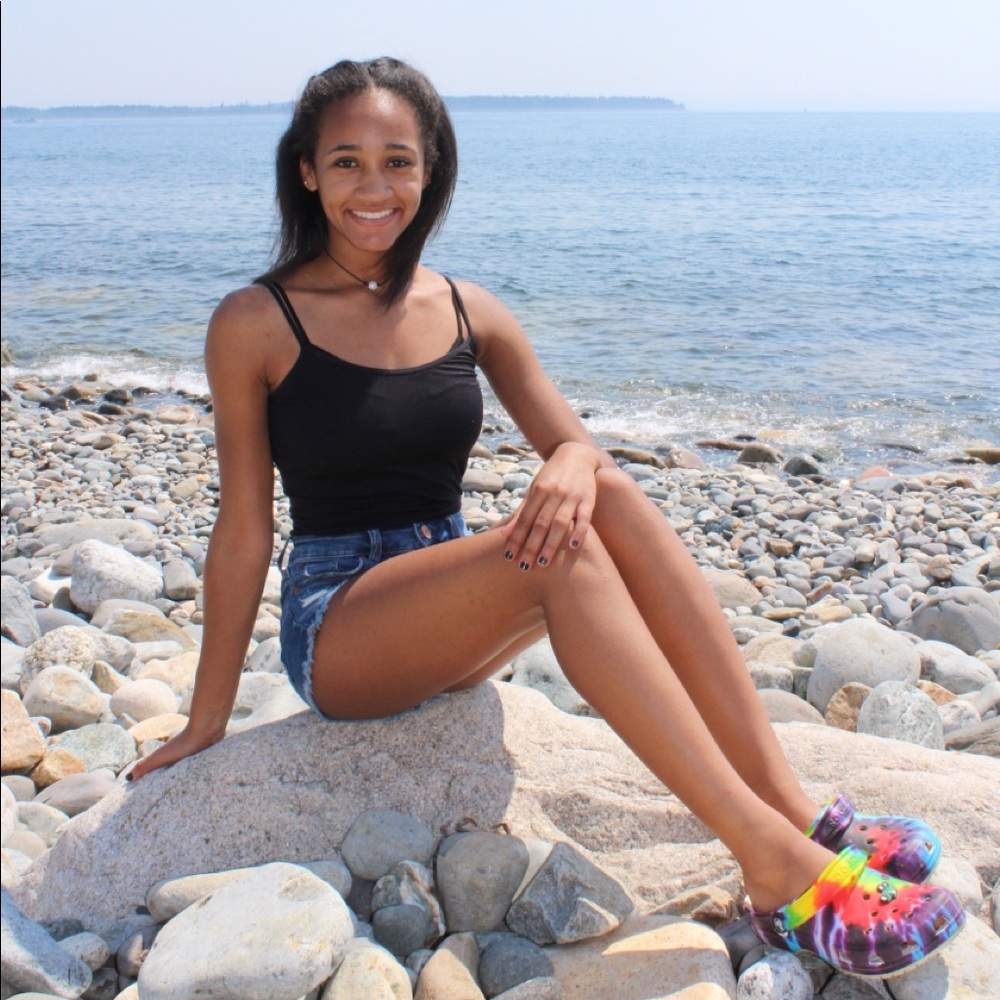 Meet your Posher, Malaya